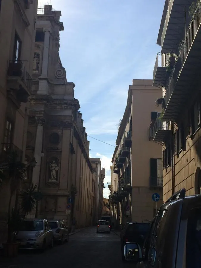 Casa Degli Allori Palermo Apartment