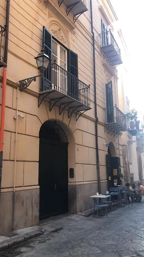 Casa Degli Allori Palermo 0*,  Italien